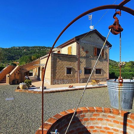Spicchio Di Luna - Casa Vacanze Albiano Magra 外观 照片