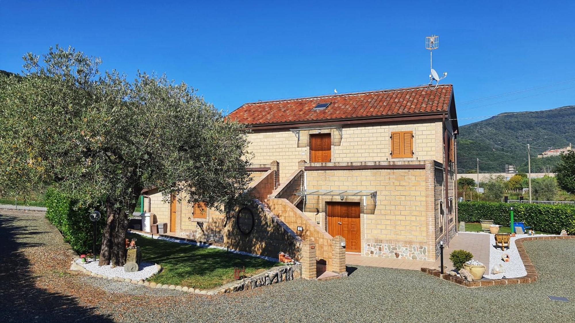 Spicchio Di Luna - Casa Vacanze Albiano Magra 外观 照片